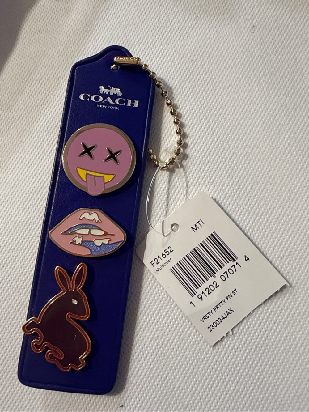 Coach Varsity 3 Pin Set Emoji Face Lips & Rabbit F21652